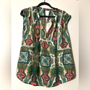 Daniel Rainn floral size M